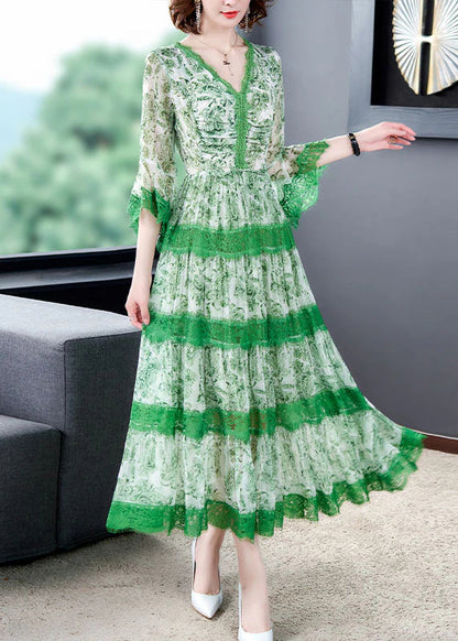 Plus Size Unique Green V Neck Print Lace Dress